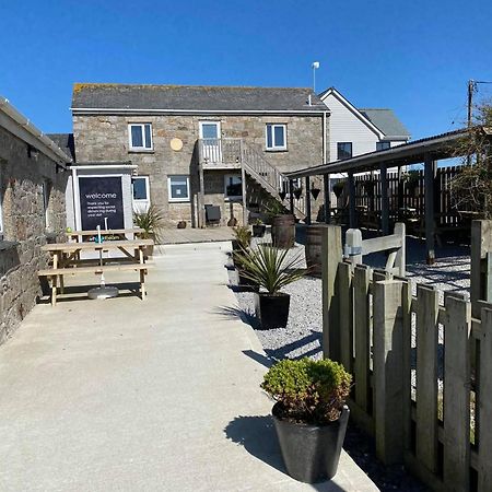 Bushwood-Beautifully Fitted Wooden Lodge Helston Cornwall ภายนอก รูปภาพ